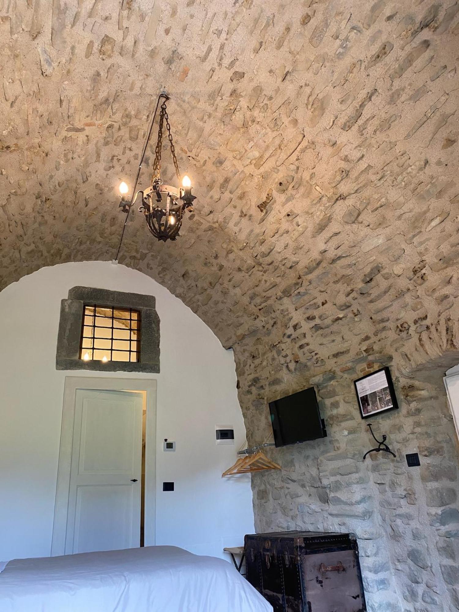 La Casa Medievale Suites E Spa Pontremoli Exterior photo