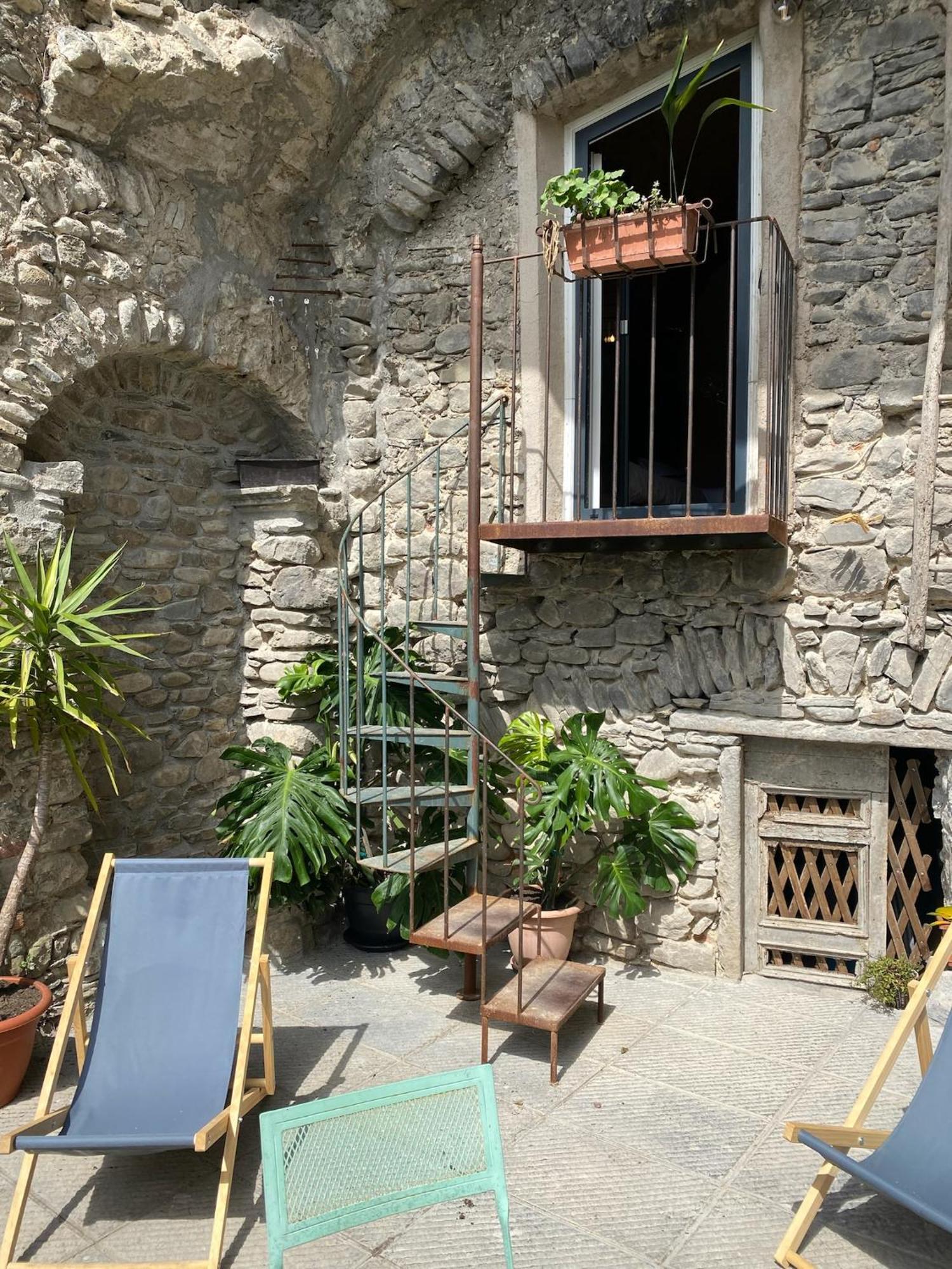 La Casa Medievale Suites E Spa Pontremoli Exterior photo